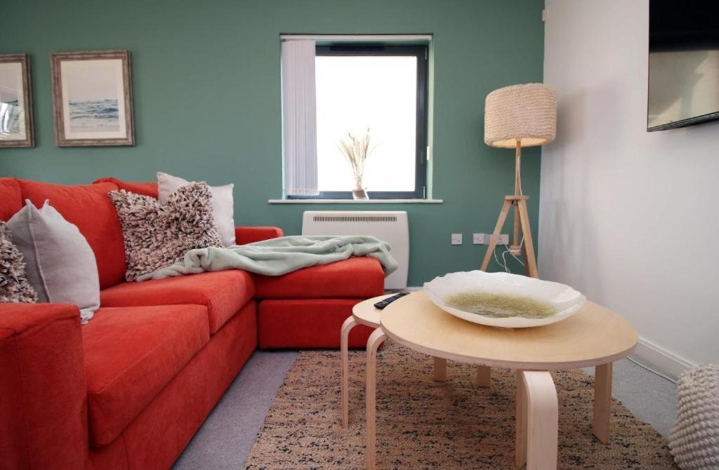 Observatory 2 Bedroom Apartment Overlooking Beach Swansea Exterior photo
